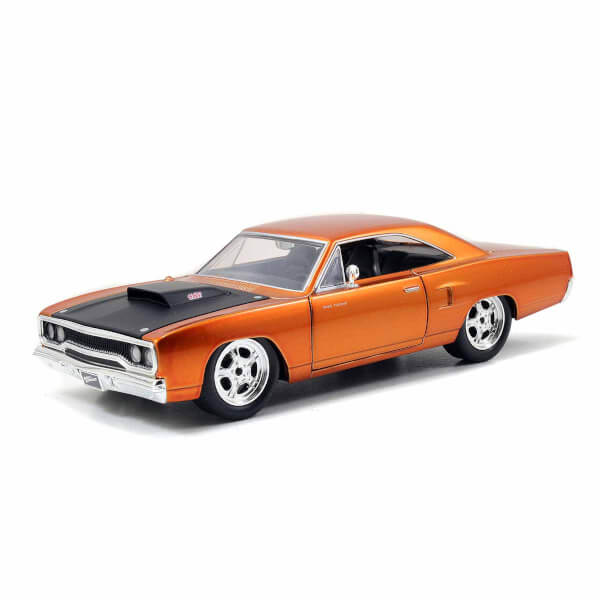 1:24 Fast Furious Dom's Plymouth Road Runner Araba