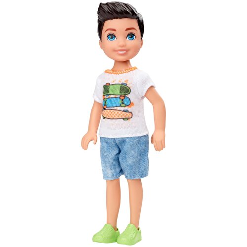 Barbie Accessorised Chelsea Dolls Skateboarding T-Shirt GHV64