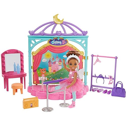 Barbie Chelsea Doing Ballet Playset GHV81