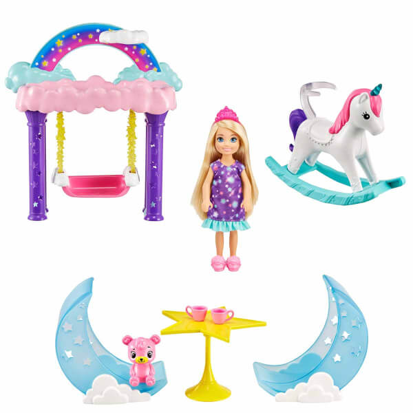 Barbie Dreamtopia Chelsea and the Fun World Playset GTF48 - Sleepover