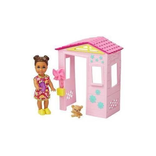 Игровой набор Barbie Babysitter Themed Play Sets Pink Married GRP15