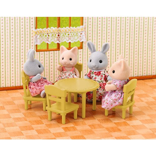 Набор столов и стульев Sylvanian Families