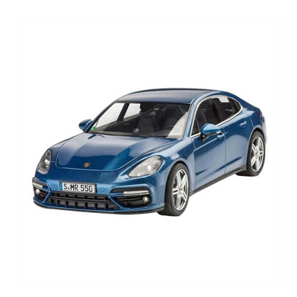 Revell 1:24 Porsche Panamera Turbo Araba 7034