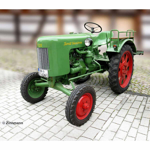 Revell 1:24 Трактор Fendt F20 Dieselross VSA07822