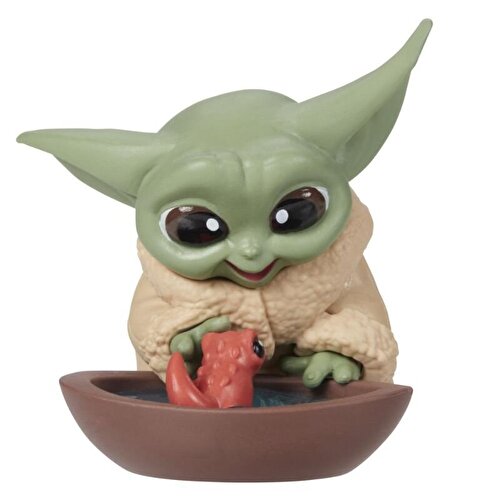 Star Wars The Bounty Collection Series 4 Grogu Baby Frog's Friend Pose F5856